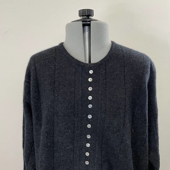 Chaus Wool Angora Blend Size Medium Black Pullover Crewneck Sweater - Picture 1 of 5